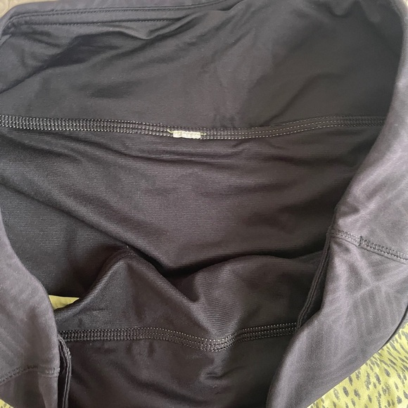 Lululemon Women Run Times Short 4" Dottie Dash Clarity Yellow Black Polka Dot 6 - Picture 7 of 9